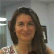 Psicóloga especializada en terapia centrada en la persona con experiencia profesional en el tercer sector, y trayectoria como voluntaria con colectivos marginales (niños, jóvenes, adultos con discapacidad, personas mayores) Busco compaginar mi trabajo en